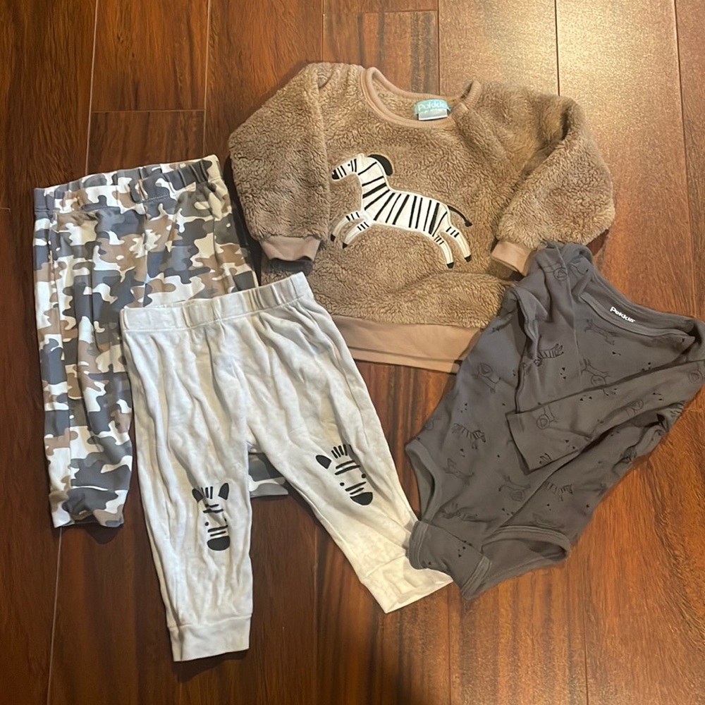 Pekkle Zebra sweater set size 12M